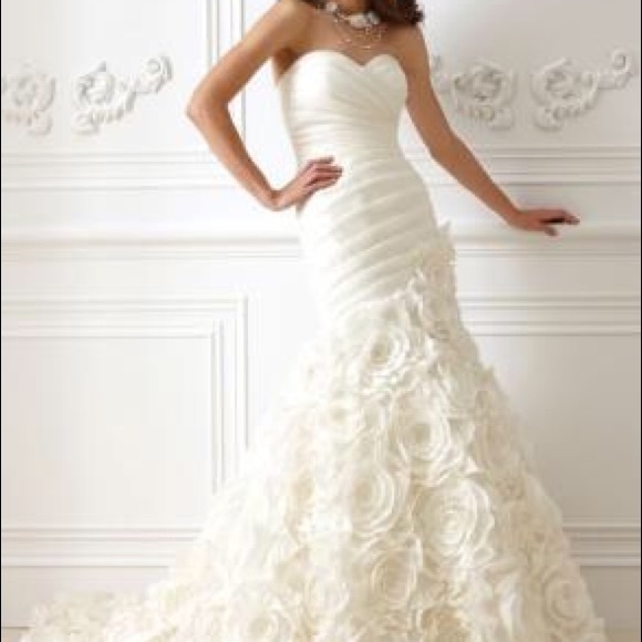 Jasmine 473 wedding gown - Picture 1 of 4